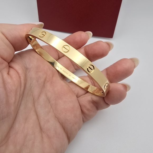 Authentic Cartier Love Bracelet Classic 18K Yellow Gold Sz 20, Box and receipt - Picture 6 of 10